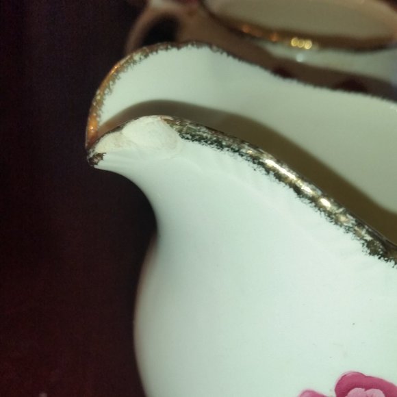 Vintage Anniversary Rose dishes Staffordshire England Royal Swan - Picture 8 of 9